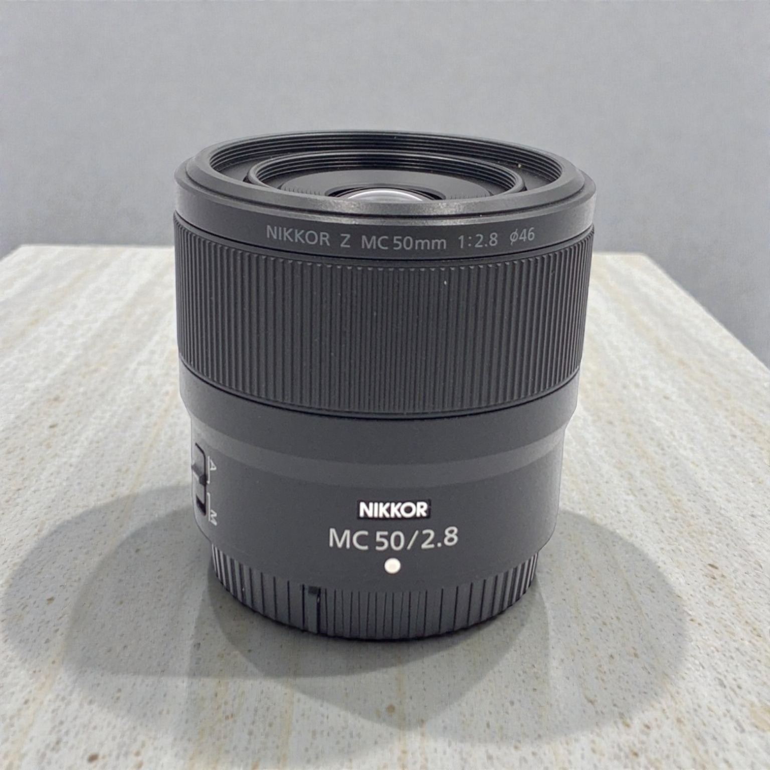 NIKKOR Z MC 50mm f/2.8の中古レンズを買うならみんなのカメラ
