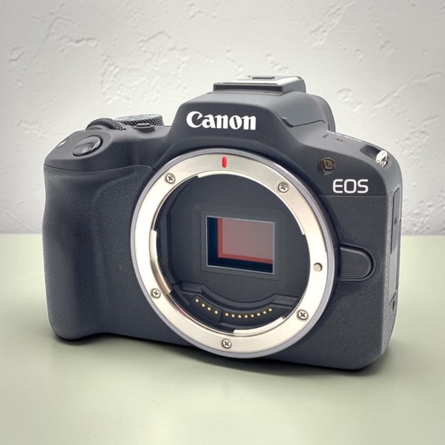 EOS R50 ボディ "ブラック"