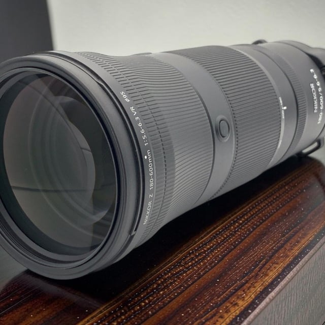 NIKKOR Z 180-600mm f/5.6-6.3 VR