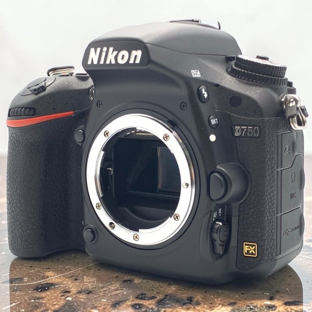 D750 ボディ