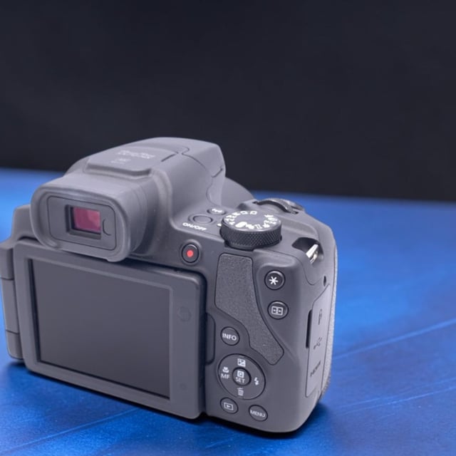 PowerShot SX70 HS
