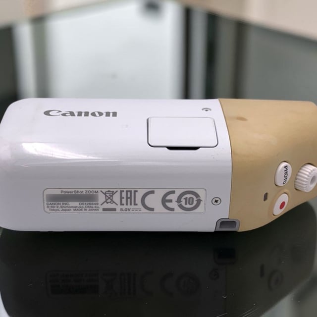 PowerShot ZOOM "ホワイト"