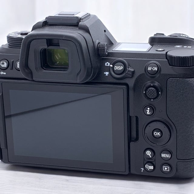 Z6III ボディ
