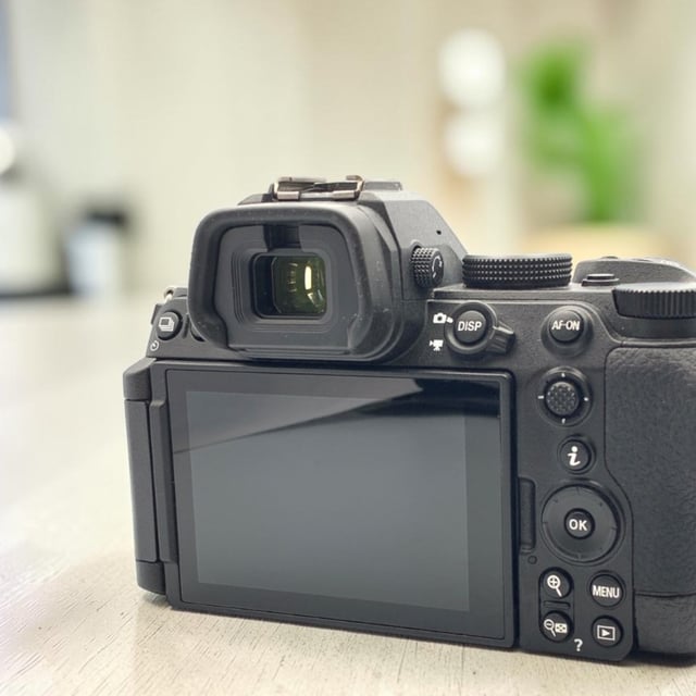 Z5II ボディ