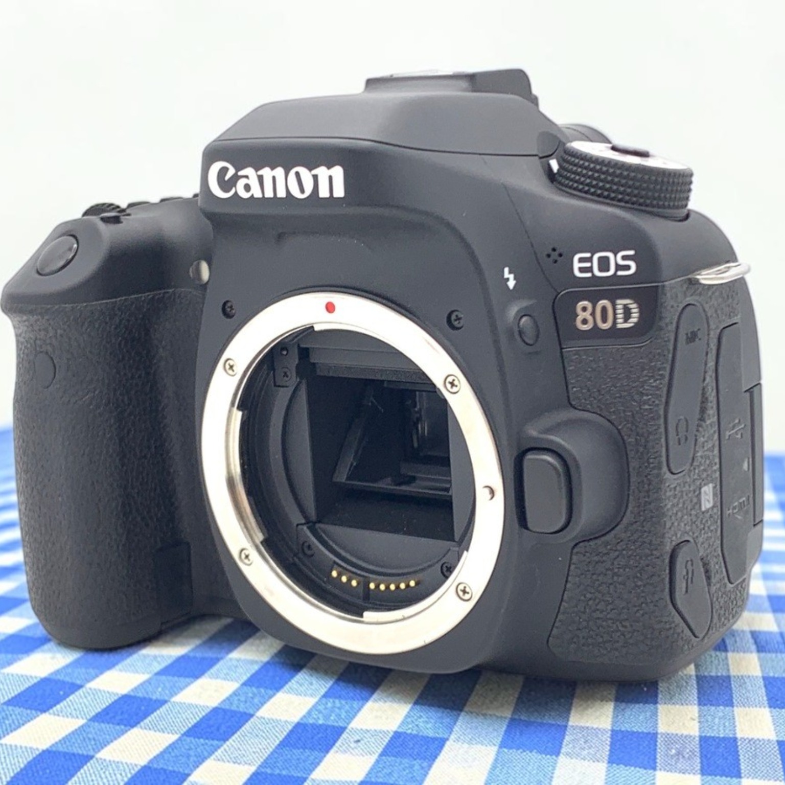 Canon EOS 80D ボディの中古 (美品)・¥52,540 by teyra | みんなのカメラ