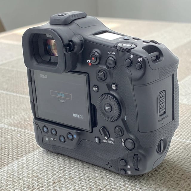 EOS R1 ボディ