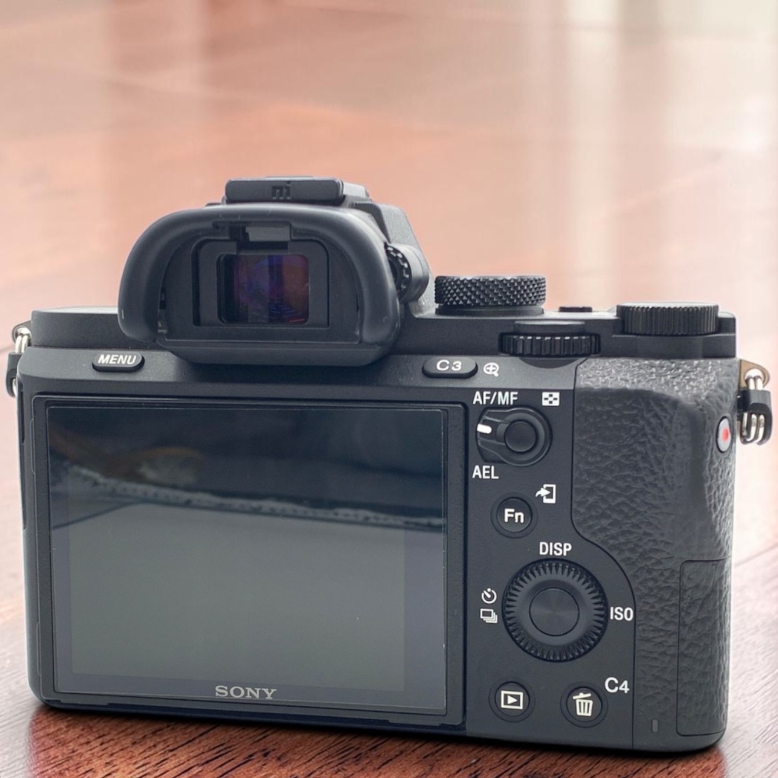 SONY α7 II ILCE-7M2 ボディの中古 (美品)・¥65,750 by ねまる