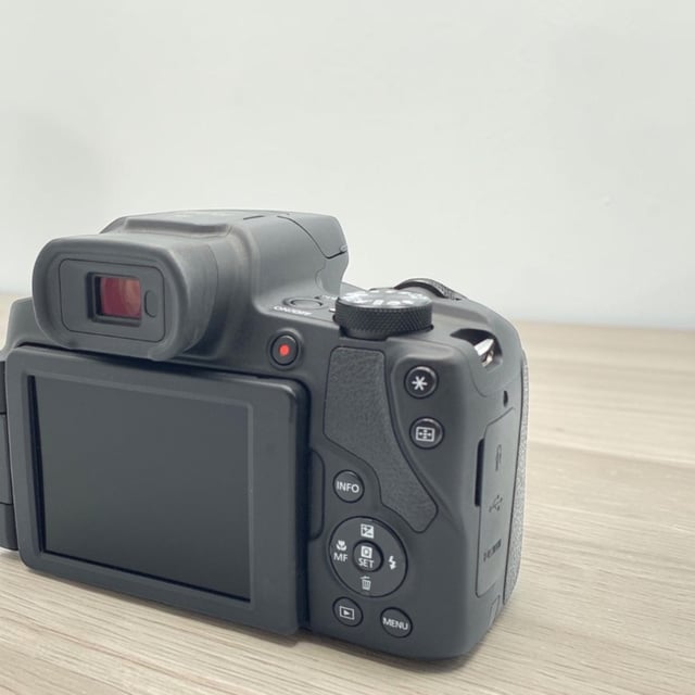 PowerShot SX70 HS