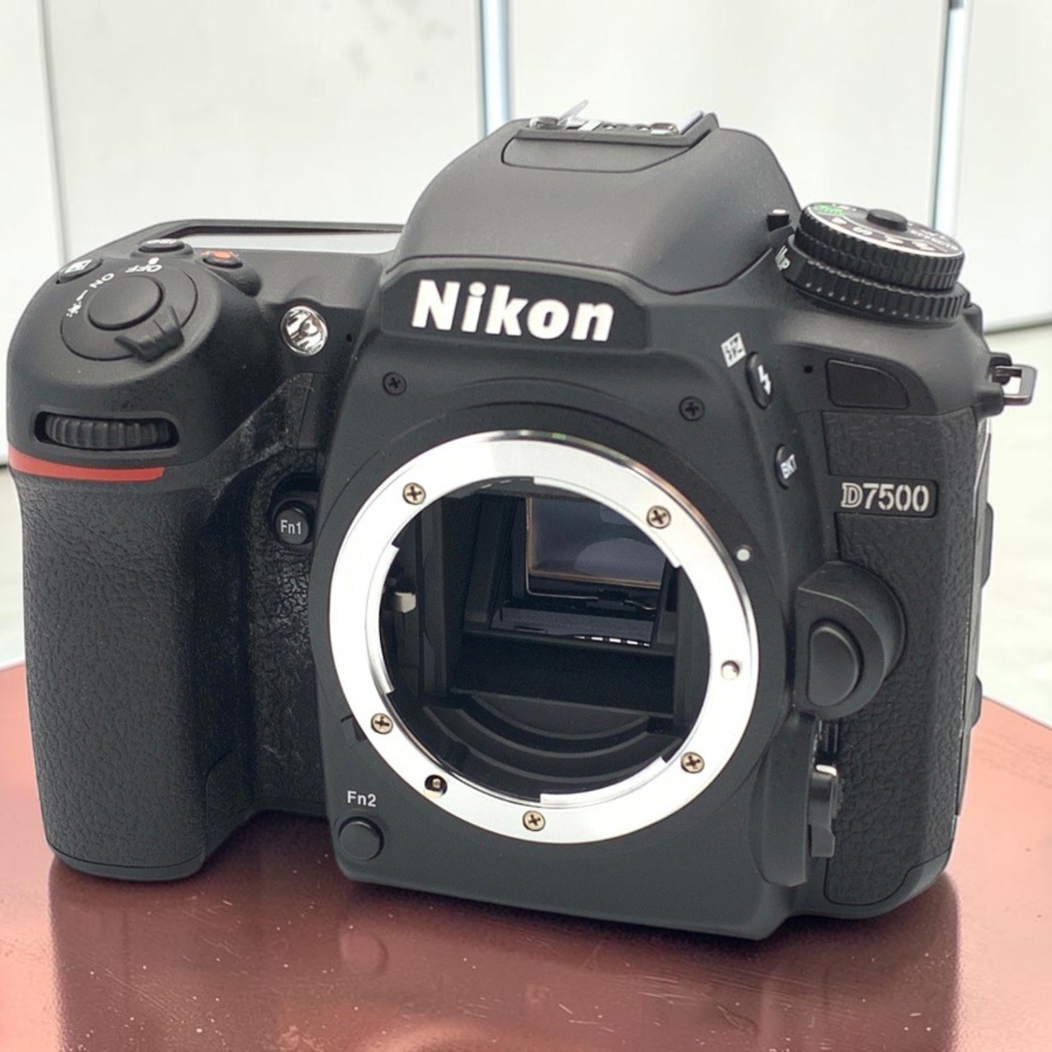 ニコン D7500 ボディの新品/中古の在庫一覧 | みんなのカメラ