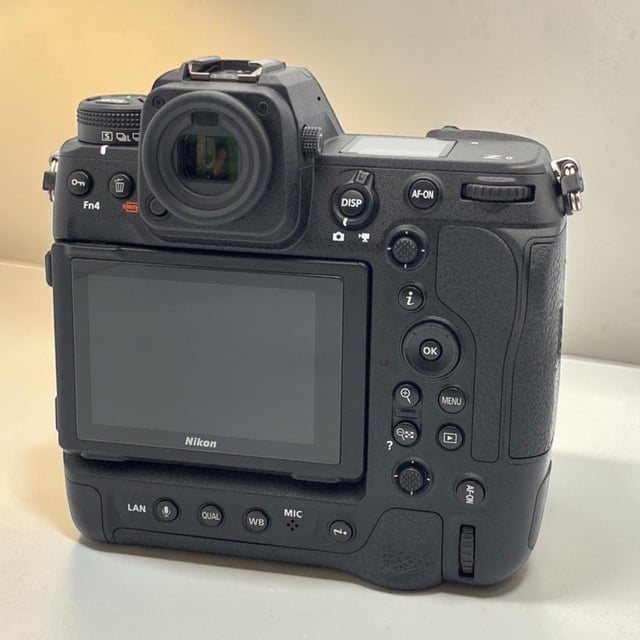 Z9 ボディ