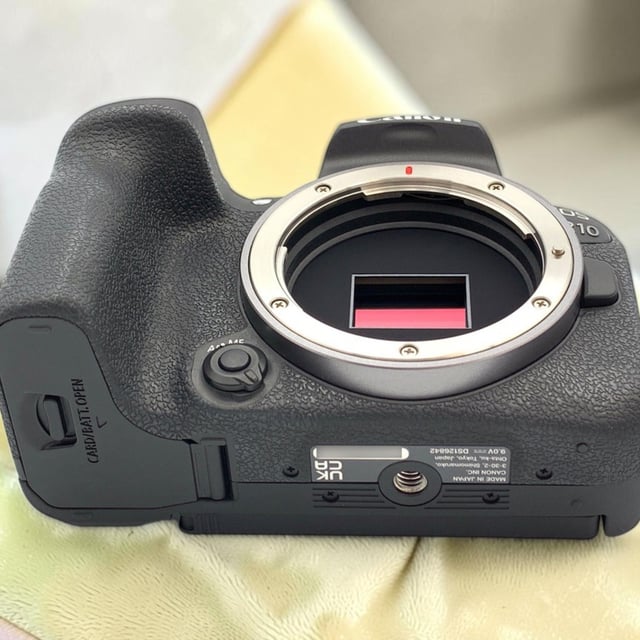 EOS R10 ボディ