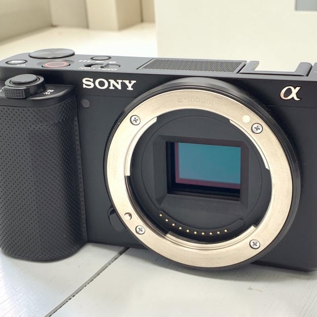 VLOGCAM ZV-E10 ボディ "ブラック"