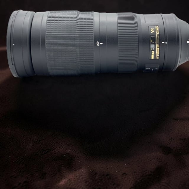 AF-S NIKKOR 200-500mm f/5.6E ED VR