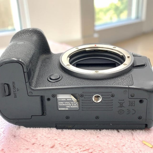 EOS R6 ボディ