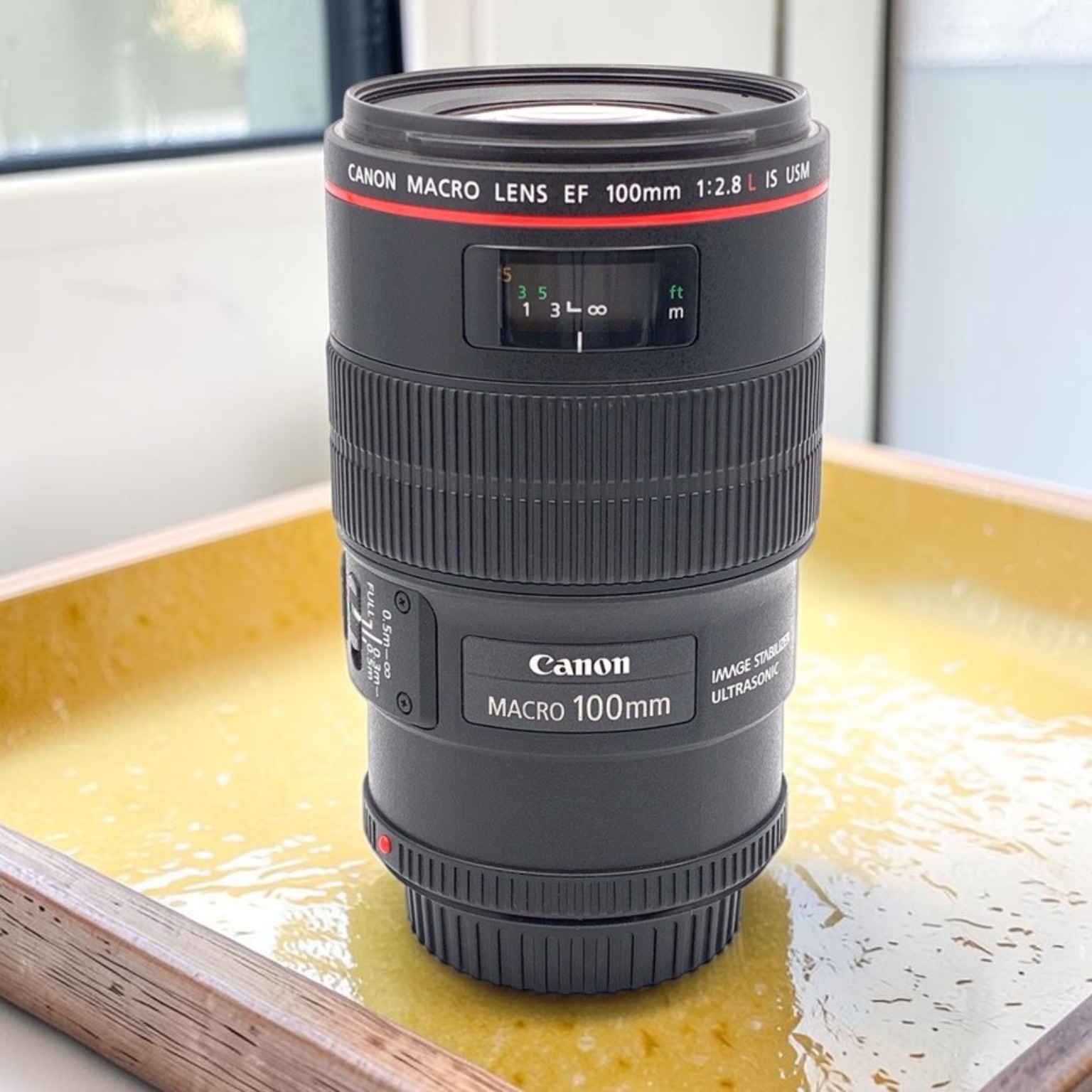 Canon EF 100mm F2.8L マクロ IS USMの中古 (美品)・¥74,510 by はるの