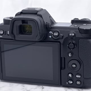 Z6III ボディ