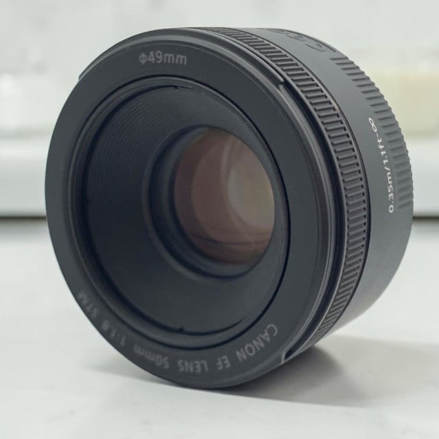EF 50mm F1.8 STM