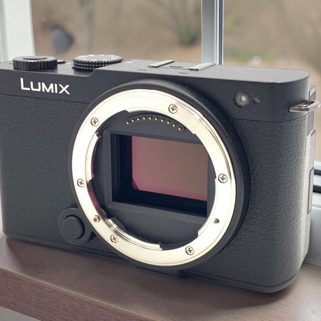 LUMIX S9(DC-S9) ボディ