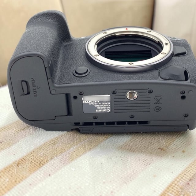EOS R5 Mark II ボディ