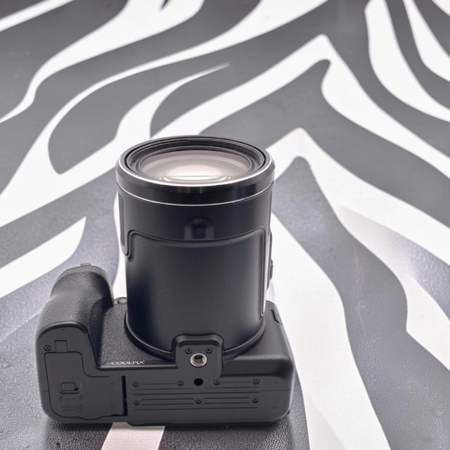COOLPIX P950