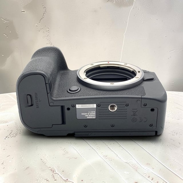 EOS R6 Mark II ボディ
