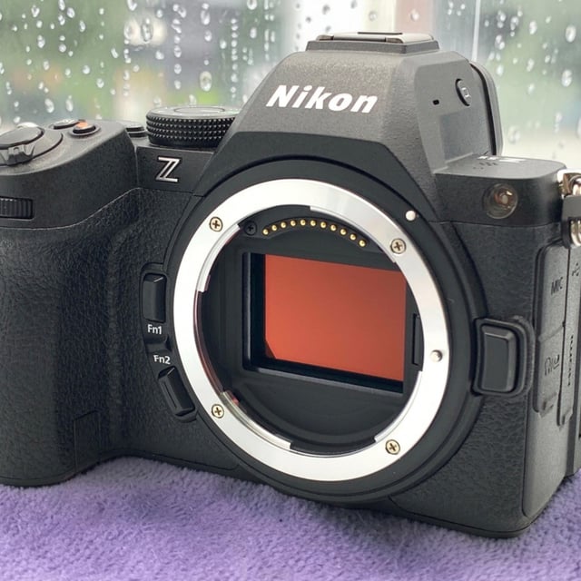 Z5II ボディ