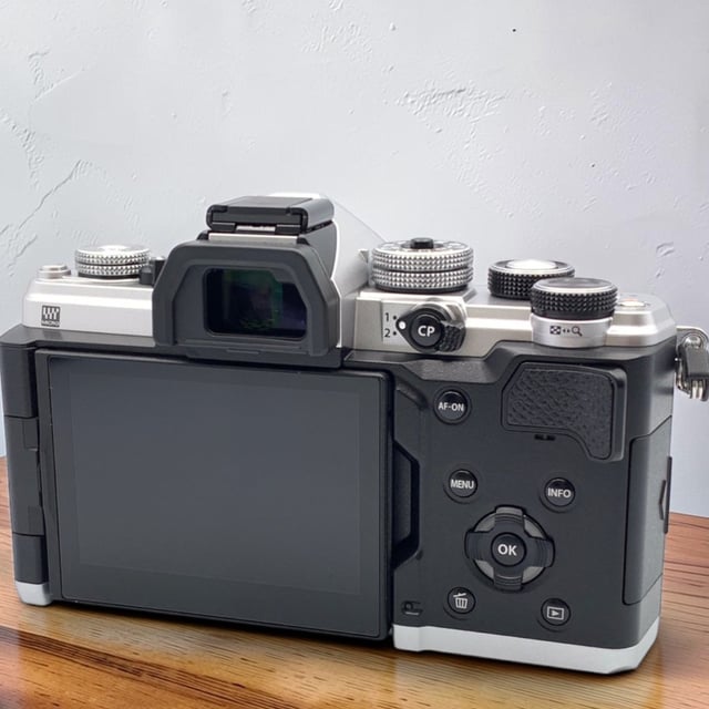 OM-3 ボディ