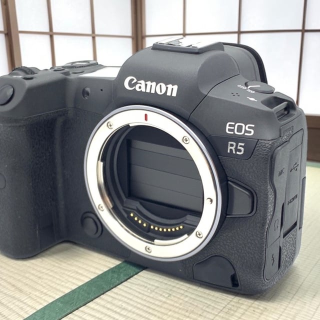 EOS R5 ボディ