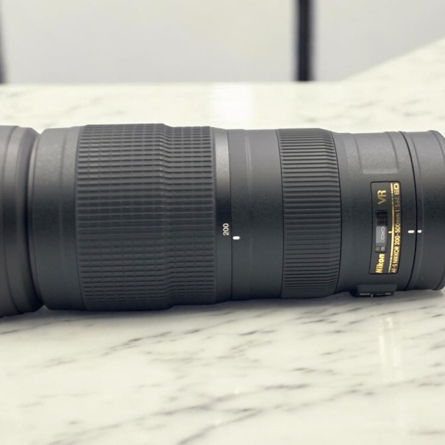 ニコン AF-S NIKKOR 200-500mm f/5.6E ED VRの新品/中古の在庫一覧