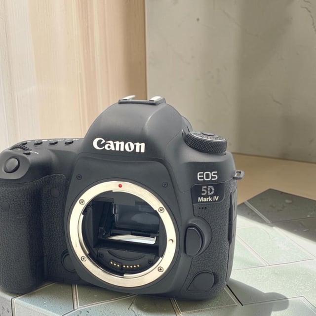 EOS 5D Mark IV ボディ