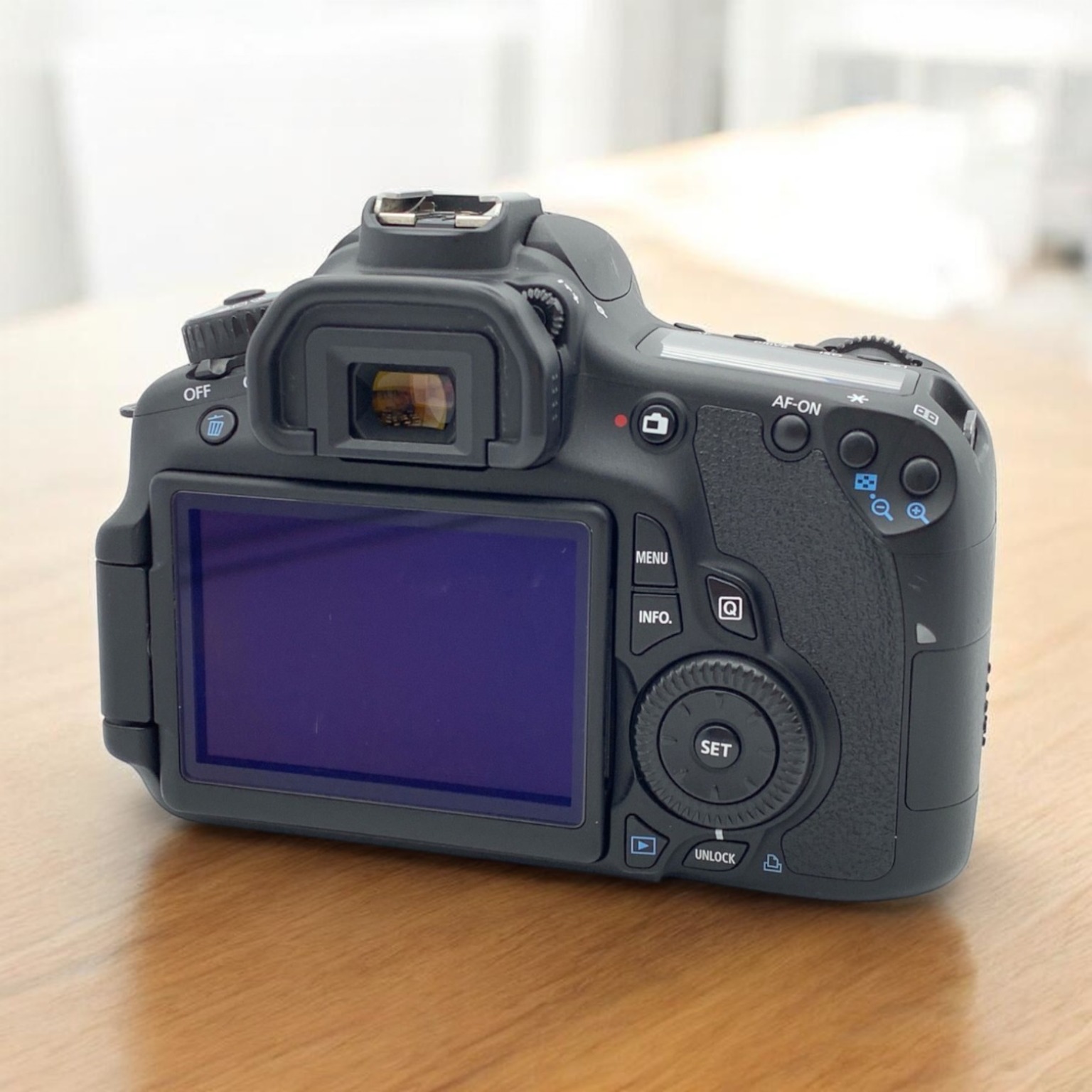 Canon EOS 60D ボディの中古 (美品)・¥19,820 | みんなのカメラ