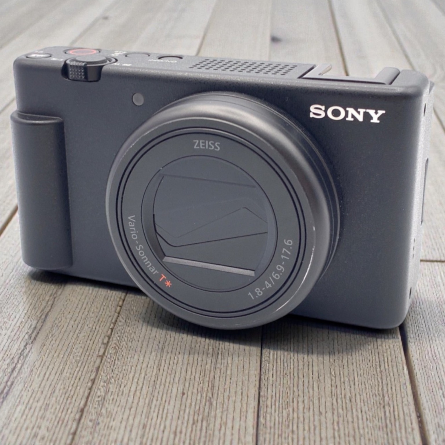 SONY(ソニー) コンデジ(コンパクトデジタルカメラ)の新作/中古を探す