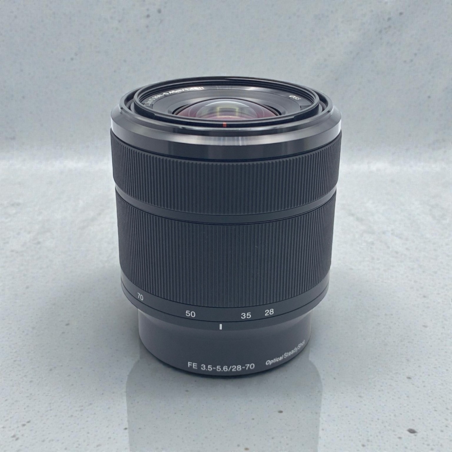 SONY FE 28-70mm F3.5-5.6 OSS SEL2870の中古 (美品)・¥18,970 by