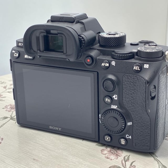 α7R III ILCE-7RM3 ボディ