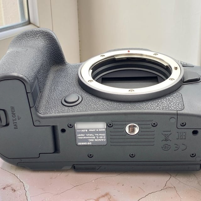 EOS R6 ボディ