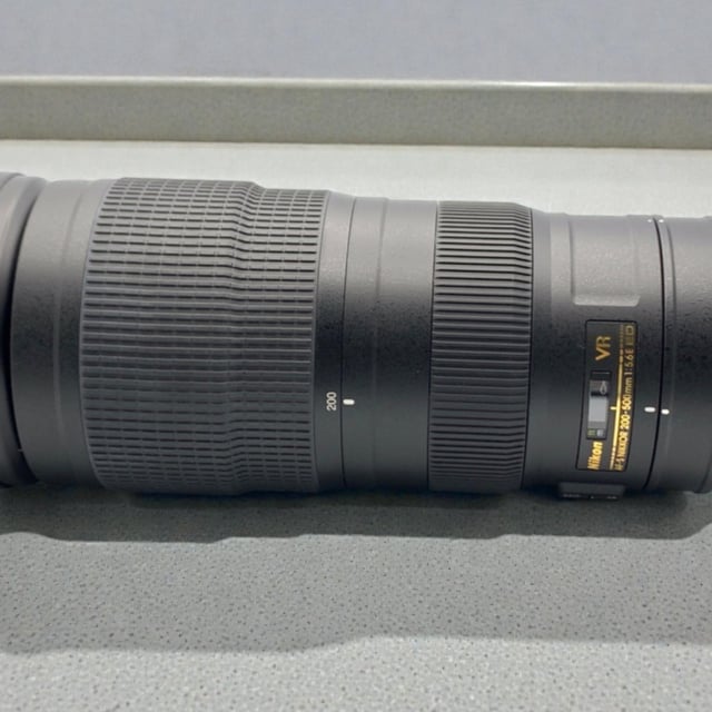 AF-S NIKKOR 200-500mm f/5.6E ED VR