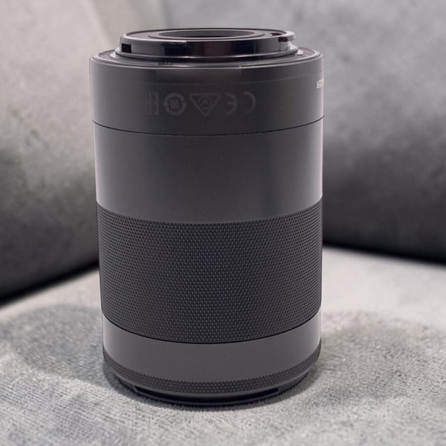 EF-M55-200mm F4.5-6.3 IS STM