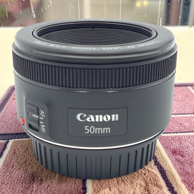 EF 50mm F1.8 STM