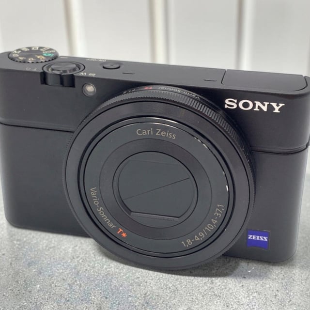 サイバーショット RX100(DSC-RX100)