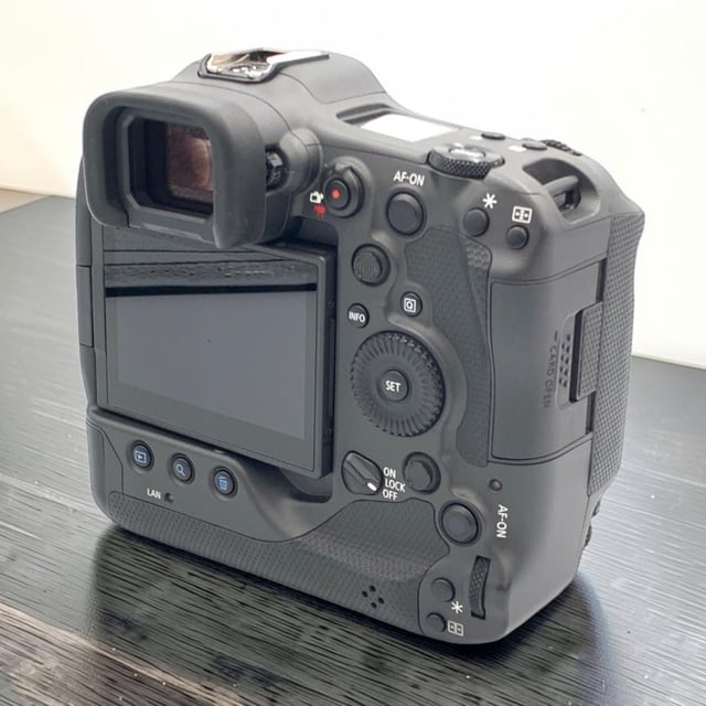 EOS R3 ボディ