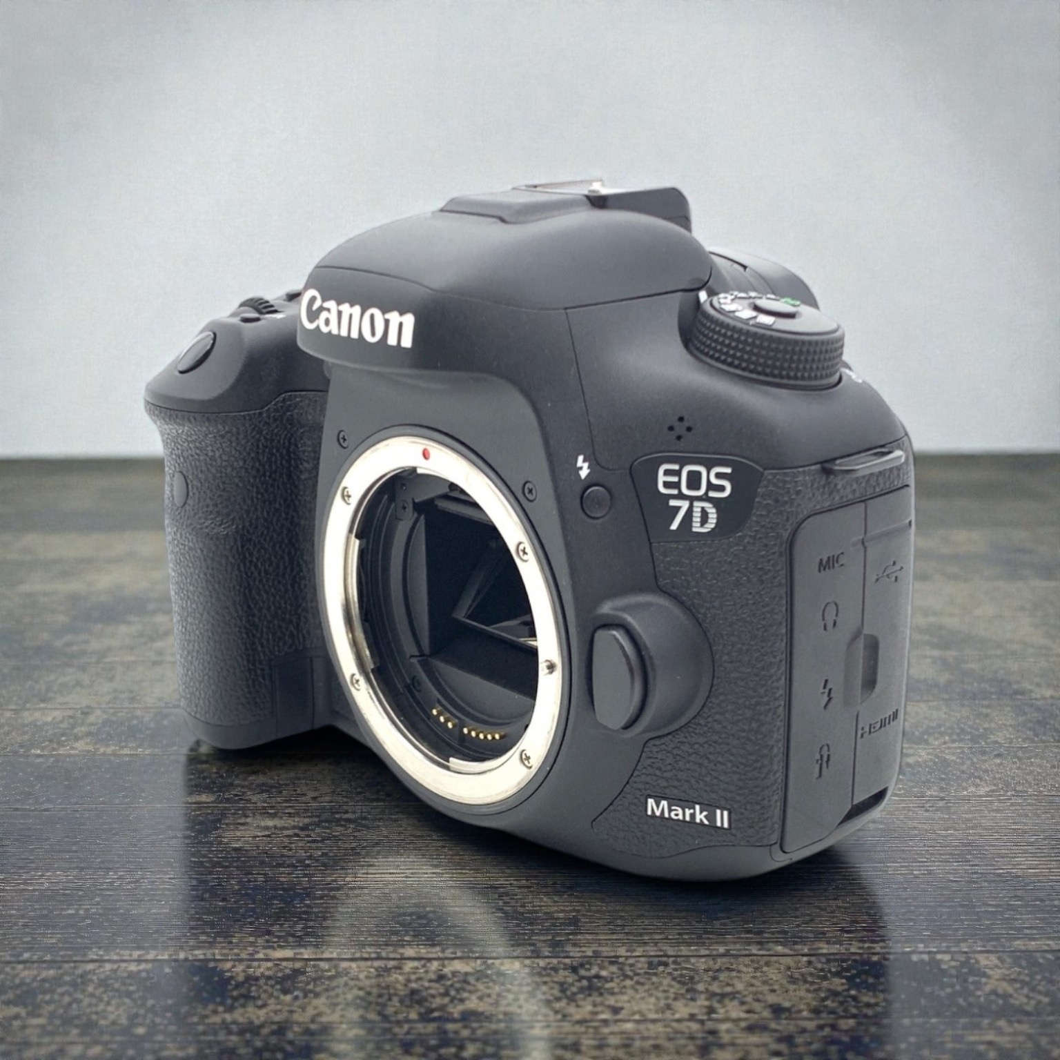 Canon EOS 80D ボディの中古 (美品)・¥49,920 by せつな | みんなのカメラ