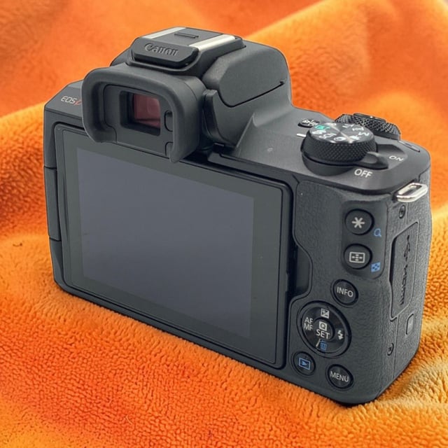 EOS Kiss M ボディ "ブラック"