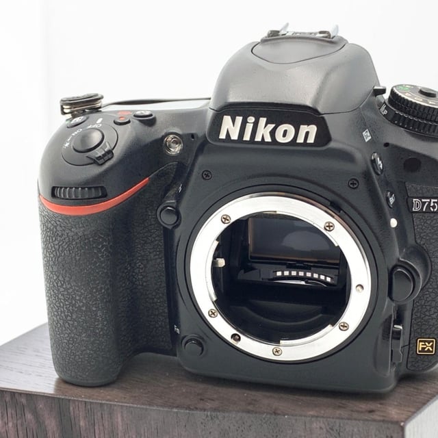 D750 ボディ