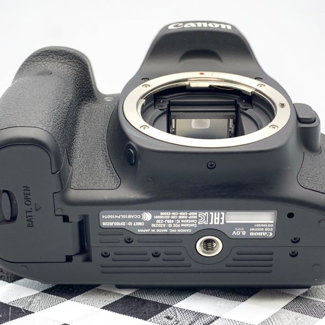 EOS 80D ボディ