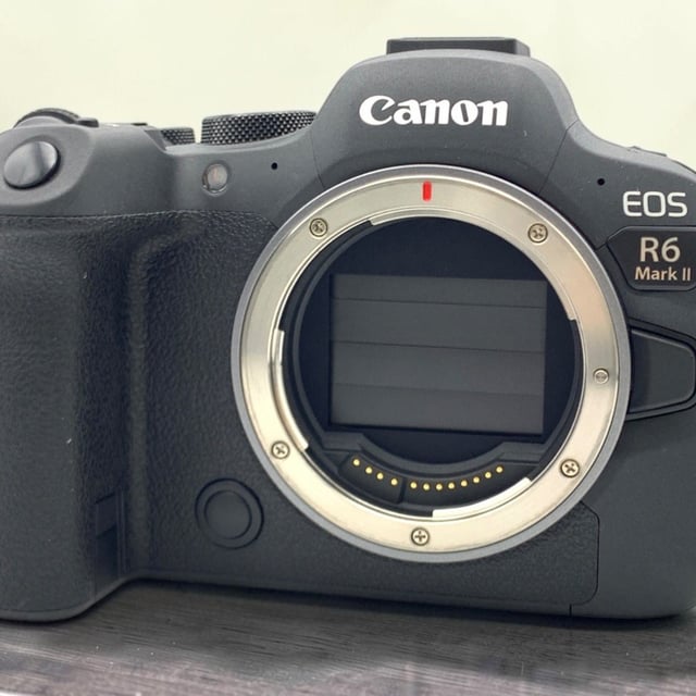 EOS R6 Mark II ボディ