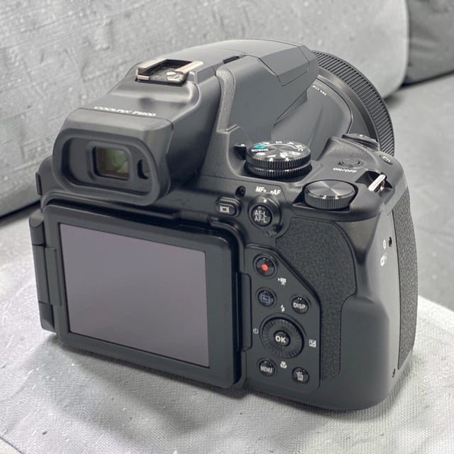 COOLPIX P1100