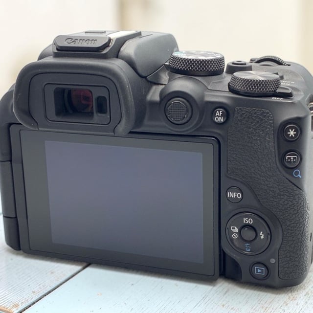 EOS R10 ボディ