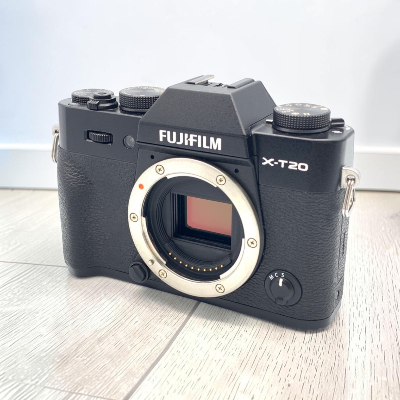 富士フイルム X-T20 ボディ 