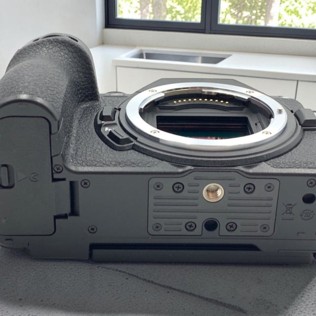 Z5II ボディ