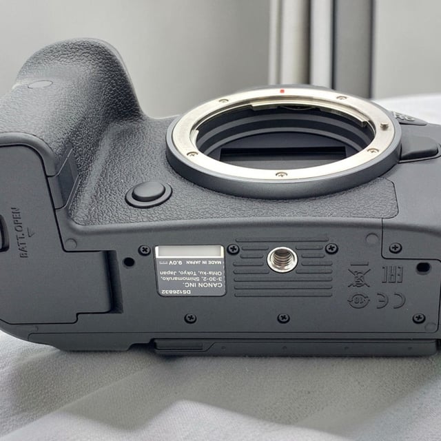 EOS R6 ボディ